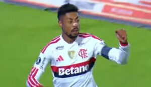 El Mengao no perdona: Bruno Henrique abrió la cuenta para Flamengo ante Independiente del Valle