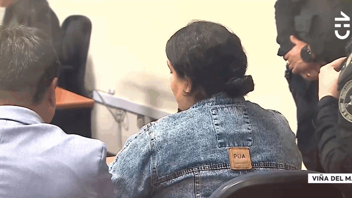 Banquetera acusada de estafar a 60 parejas se entrega a la justicia en Viña