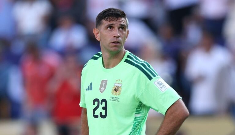 ¿Se queda o se va? Dibu Martínez aclara su permanencia en la Selección Argentina tras llamativa frase