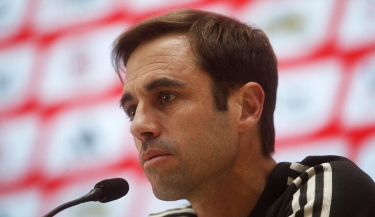 Sin ofertas: Felipe Correa descarta propuestas por un DT y respalda a Nicolás Córdova en La Roja