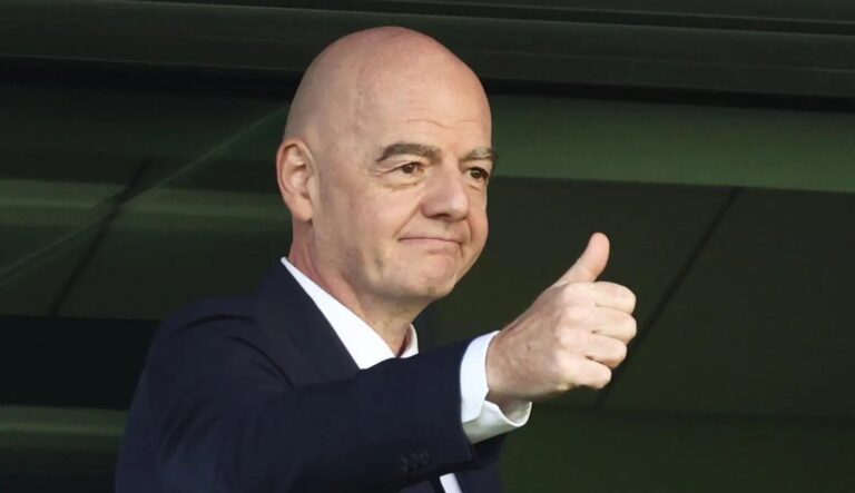 Va por un cuarto mandato: FIFA desestima las críticas y confirma repostulación de Gianni Infantino