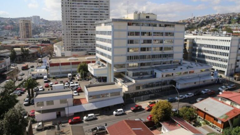 Muere lactante que sufrió asfixia con una bolsa en residencia de Valparaíso: Su madre fue imputada por parricidio