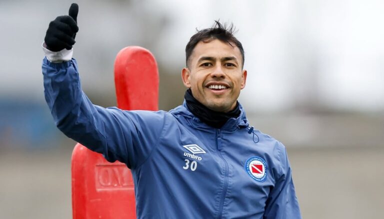 Iván Morales protagoniza la sorpresa del mercado: Deja Argentinos Juniors y ficha en un gigante