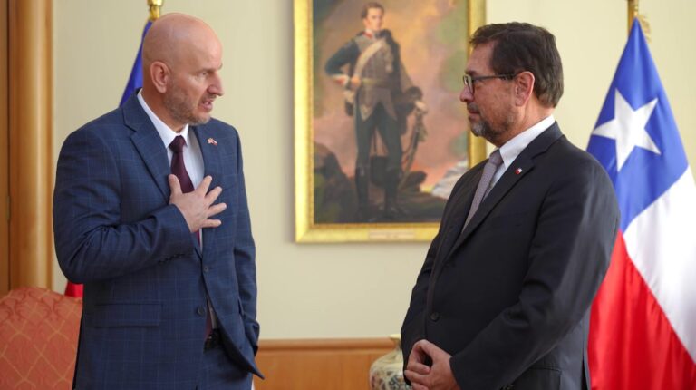 Embajador de EEUU: 