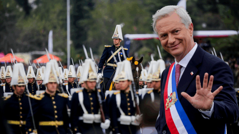 Parada Militar 2026 completa: Revive el desfile con el mayor despliegue de los últimos 17 años