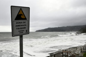 Estado de precaución para Rapa Nui tras terremoto 7,6 de Panamá: A esta hora llegaría el tsunami