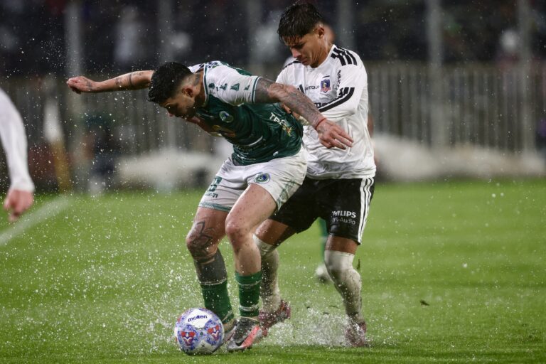 Lluvias obligan a suspender duelo de Colo Colo y Puerto Montt por malas condiciones de la cancha