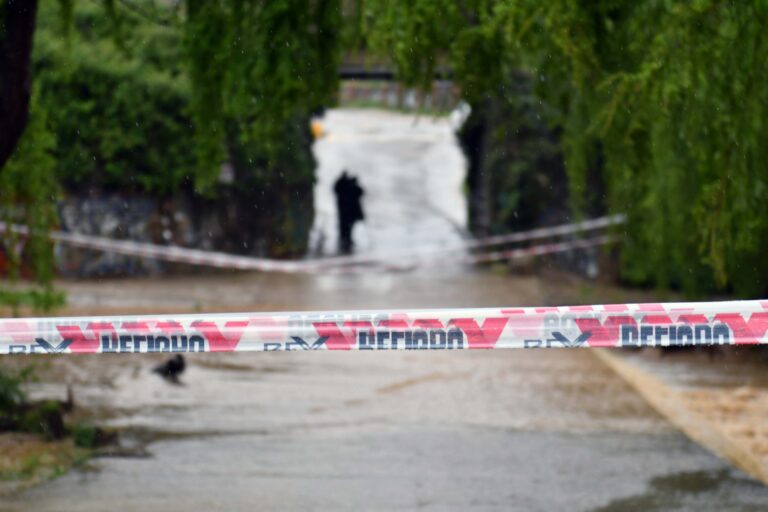 AHORA | Desborde de estero Marga Marga provoca inundación en Quilpué