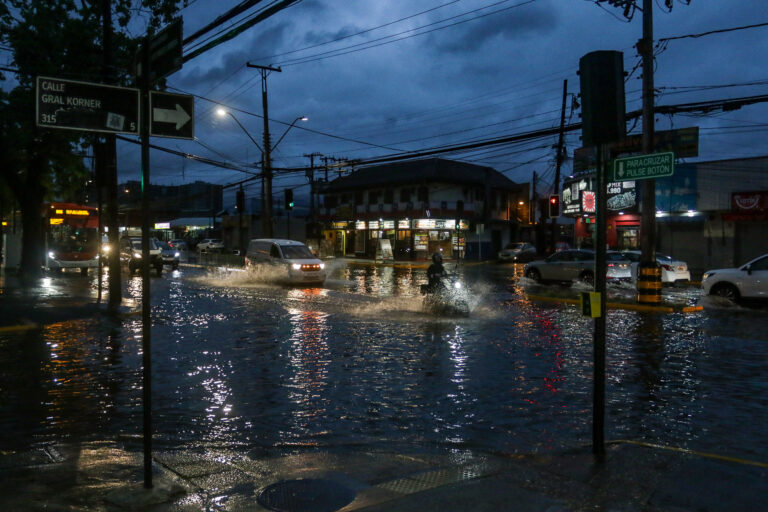 Sistema frontal EN VIVO: fuertes lluvias causan estragos en varias regiones del país