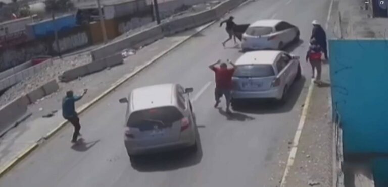 Sacó el arma y les disparó: Captan a carabinero de franco frustrando encerrona a mujer en Iquique
