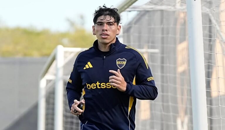 Llegó su momento: La gran oportunidad que asoma para Carlos Palacios en Boca