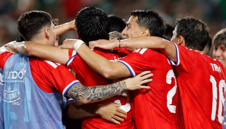 Chile derrotó a México y estos fueron los jugadores señalados por los hinchas: 