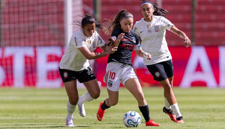 Colo Colo no pudo ante Corinthians y cayó en su estreno por la Libertadores Femenina