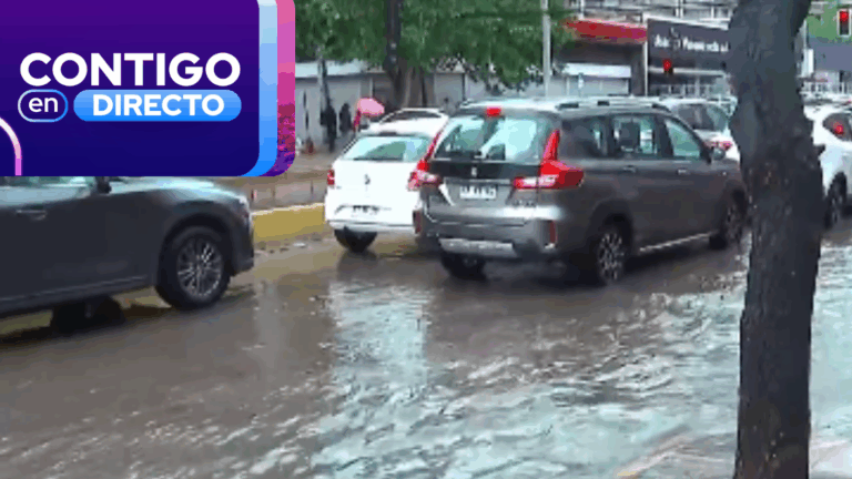 Anegamientos y congestión vehicular: Así están las calles de Santiago tras fuertes lluvias