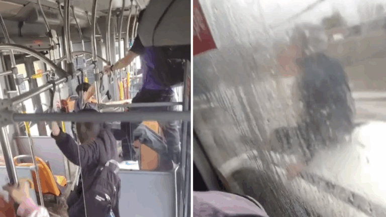 Pasajeros graban insólito registro dentro de micro inundada: Hombre se salvó sentándose en techo del auto