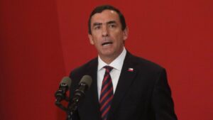 Ministro se pronunció: revelan que Gobierno otorgó rebajas a 56 condenados por abuso y violación de menores