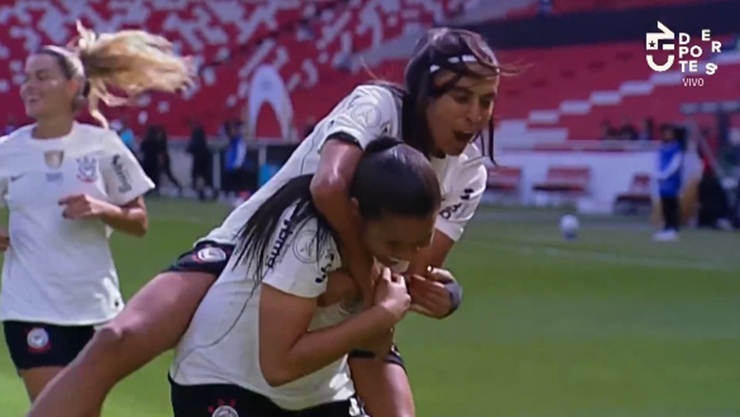 Corinthians marca presencia y abre rápidamente la cuenta ante Colo Colo en la Libertadores Femenina