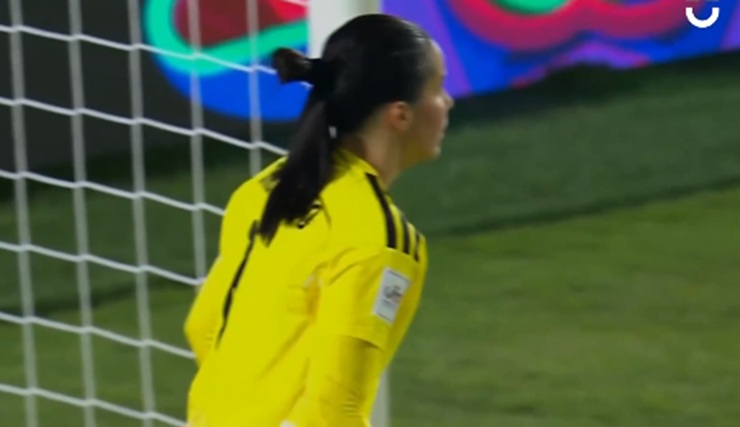 ¡Espectacular! Oriana Cristancho salvó a Chile con notable atajada ante Australia en el Mundial Sub 17