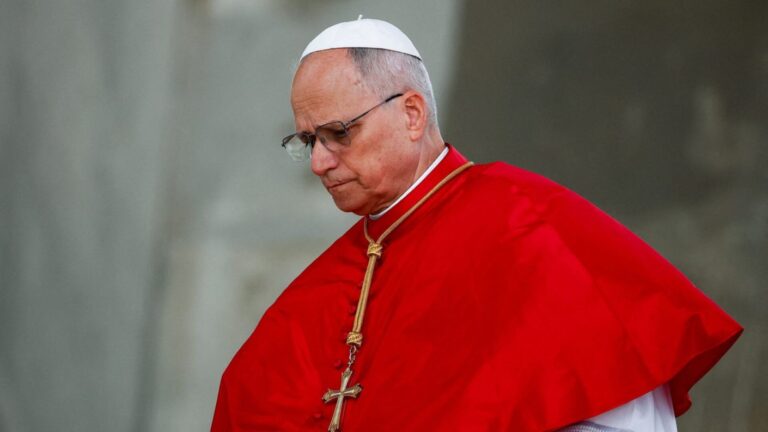 El Vaticano confirma que el Papa León XIV fue operado por un cáncer: 