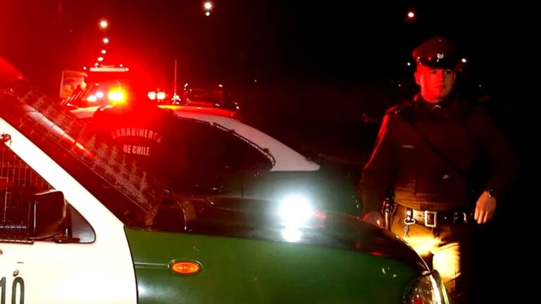 Empresario es encontrado muerto a metros de su automóvil de alta gama en Algarrobo
