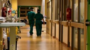 Conmoción en Puerto Montt por presunto abuso sexual en hospital contra mujer con cáncer terminal