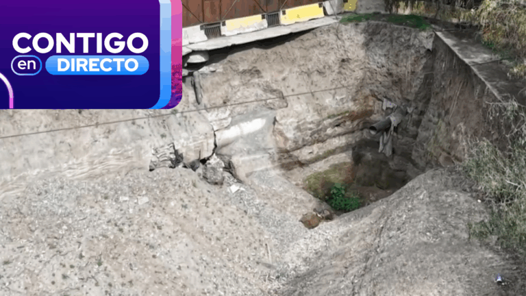 De espacio comunitario a “piscina olímpica”: Socavón en cancha lleva más de un año sin ser reparado en Conchalí
