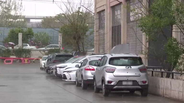 VIDEO | Así se vive la intensa lluvia en Chilevisión: Precipitaciones ya llegaron al centro de Santiago
