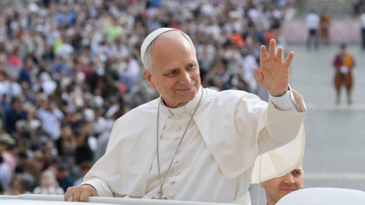 Papa León XIV retoma actividades tras exitosa cirugía por cáncer de pulmón