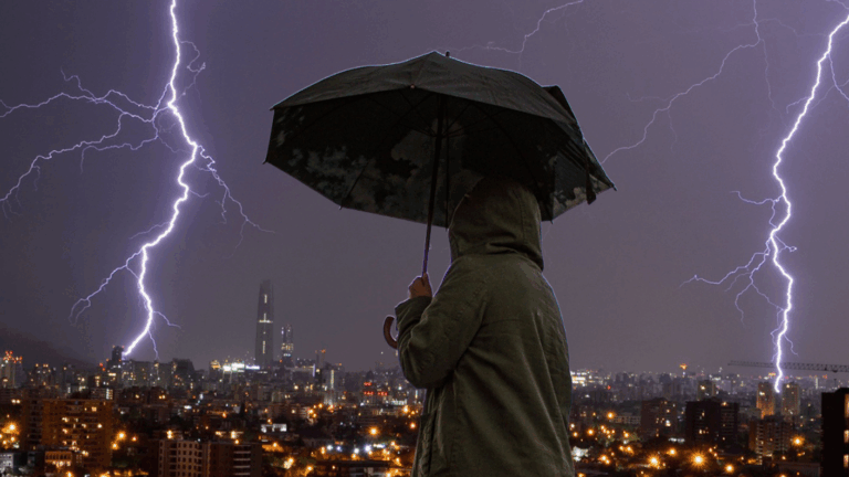 ¿Dónde está el calor? Anuncian tormentas eléctricas en 6 regiones del país para este lunes